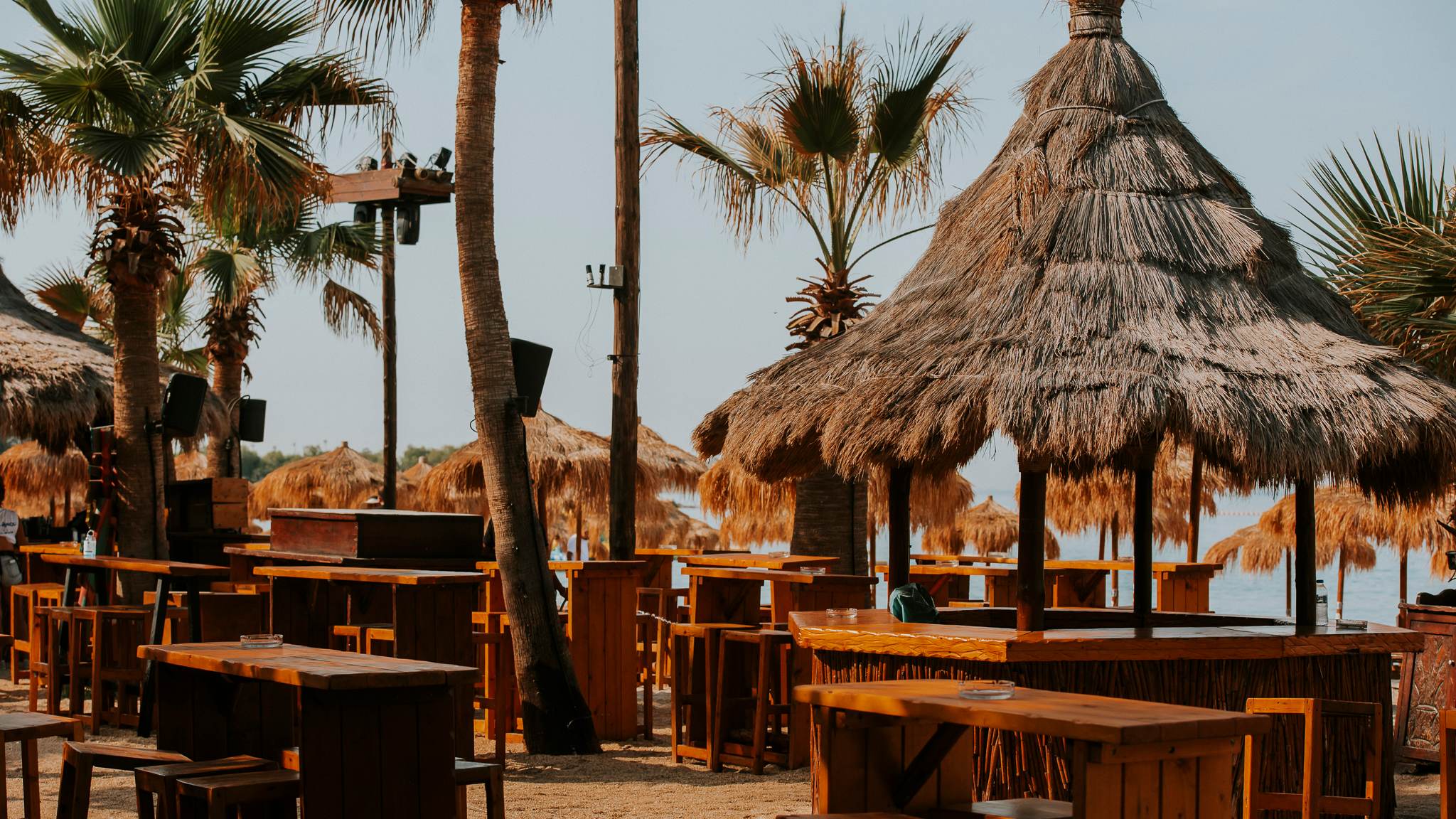 Macaw Beach Bar